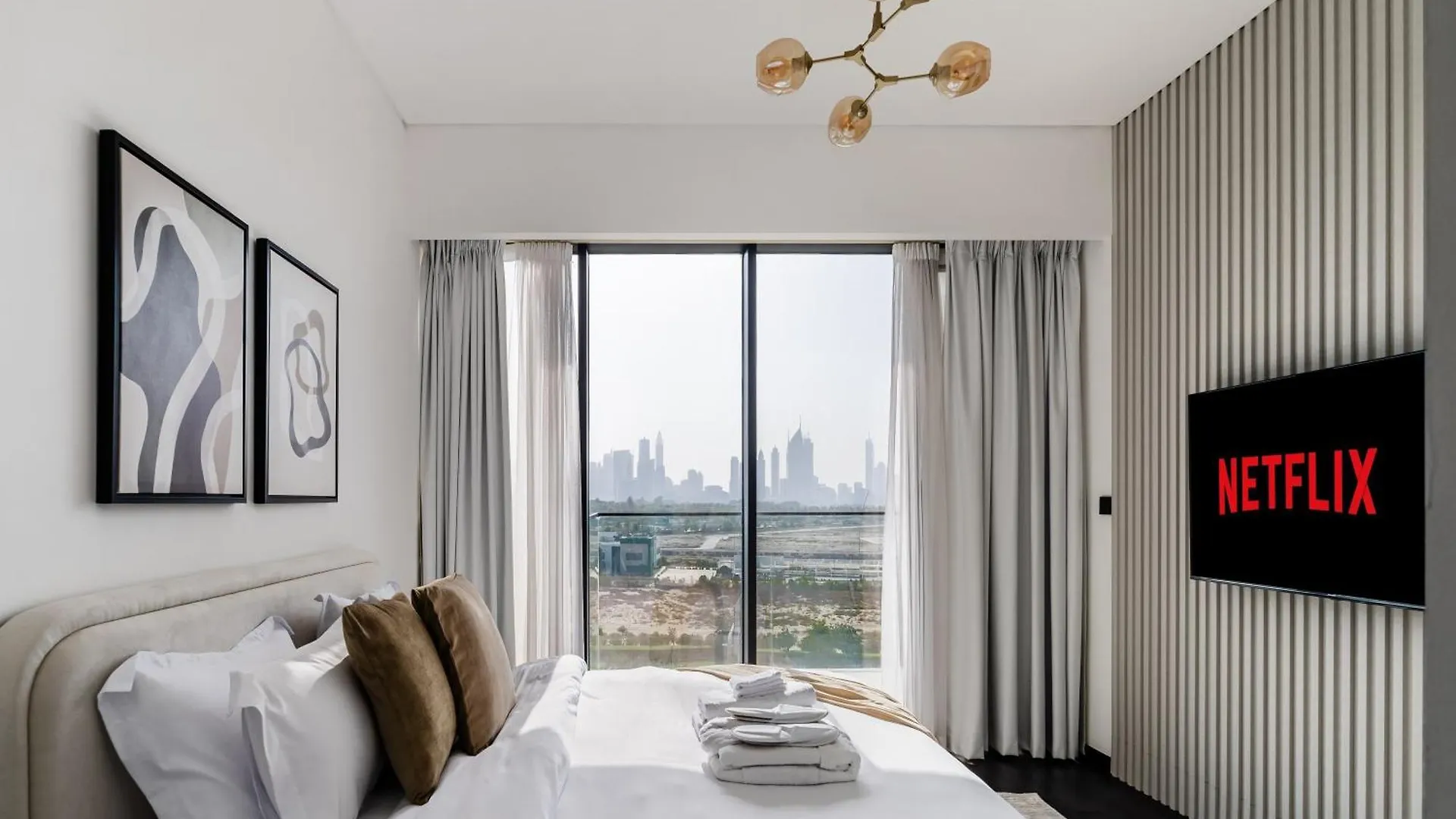 Apartment Dream Stay With Dubai Skyline & Burj View From Balcony