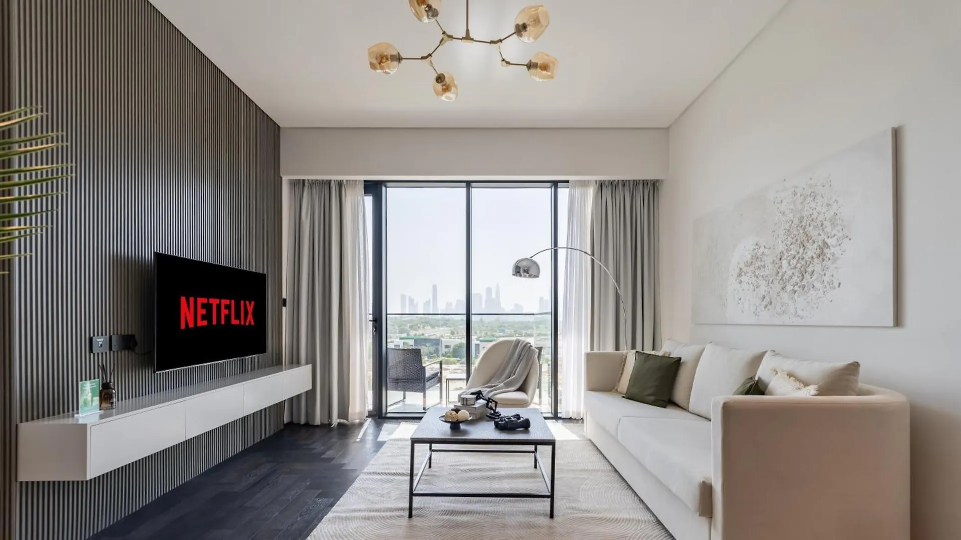Dream Stay With Dubai Skyline & Burj View From Balcony Apartment